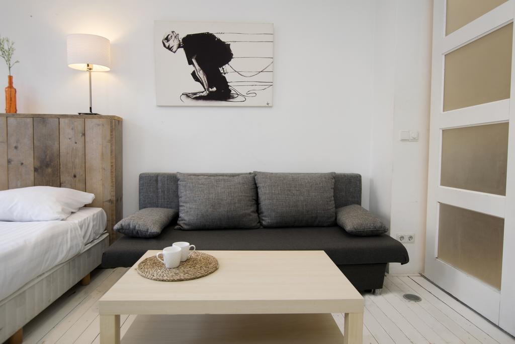 Amsliving Bed & Breakfast Amsterdam Bagian luar foto