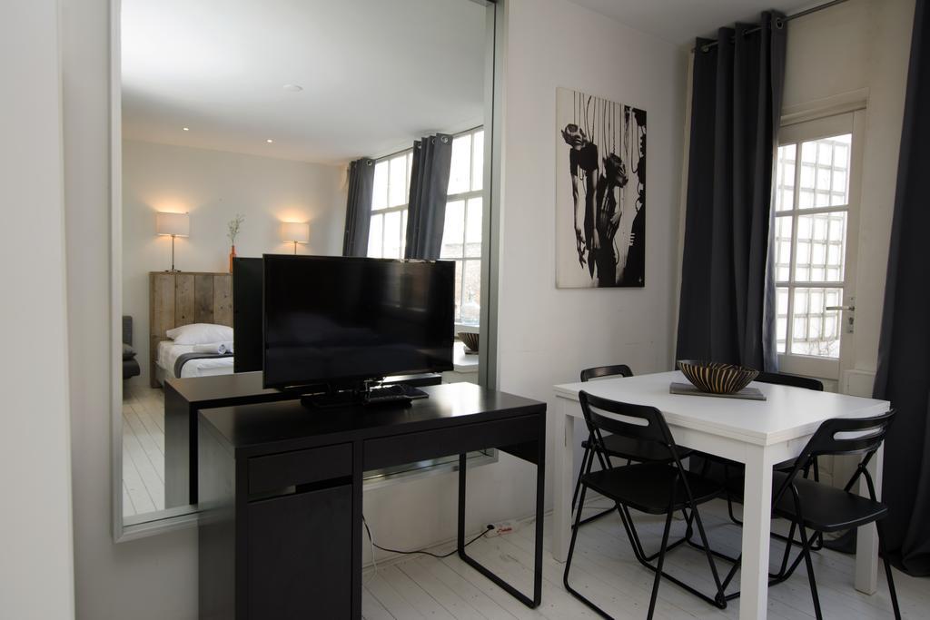 Amsliving Bed & Breakfast Amsterdam Bagian luar foto