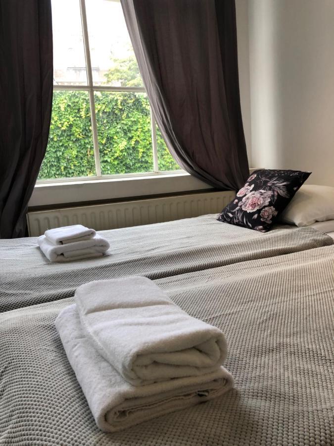 Amsliving Bed & Breakfast Amsterdam Bagian luar foto